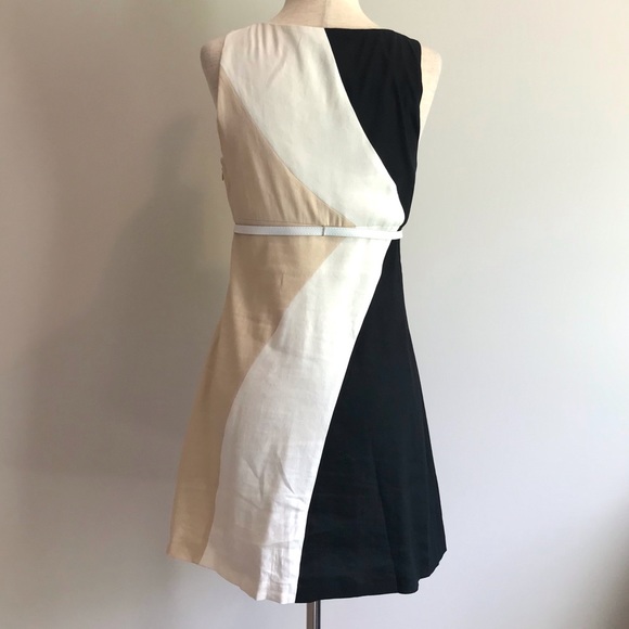 2 pc Color-blocked Bebe Dress, Jacket, Belt - XS/2 - Picture 4 of 9